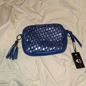 NWT  UNDER ONE SKY MAKE-UP CLUTCH